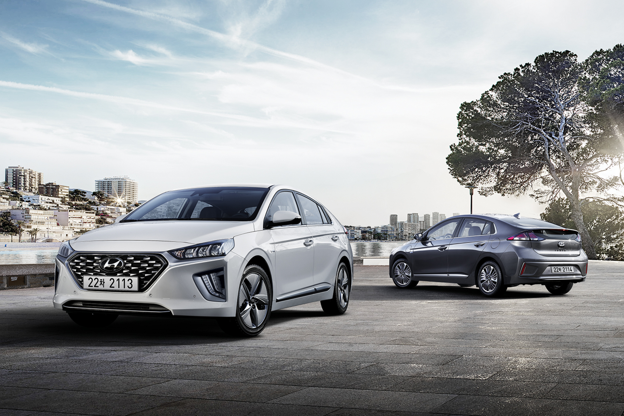 Atnaujinta populiarioji „Hyundai IONIQ“ serija