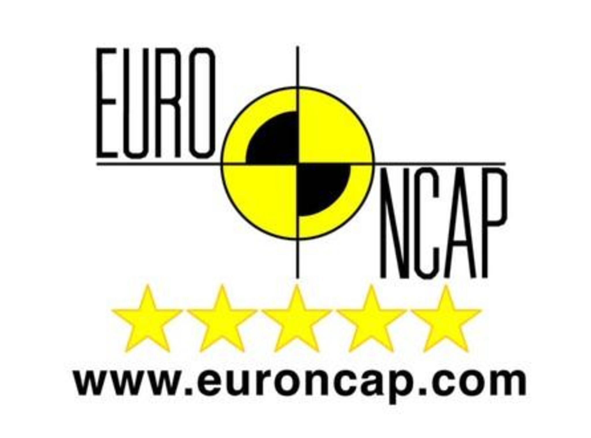 „Hyundai i40“ suteiktas aukščiausias „Euro NCAP“ įvertinimas – penkios žvaigždutės