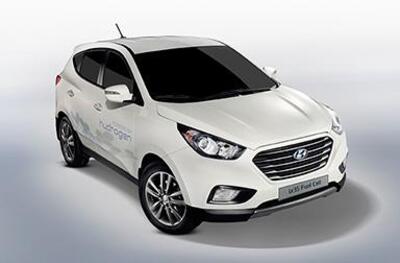 „Hyundai“ taps pirmąja serijinių visai neišmetančių teršalų transporto priemonių su vandenilio kuro elementu gamintoja