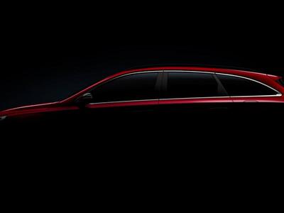„Hyundai“ atskleidžia naujosios kartos „i30 Wagon” išvaizdą