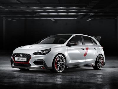 Maksimali galia: Paryžiaus automobilių parodoje pristatytas „Hyundai i30 N“ modelis su „N Option“ paketu