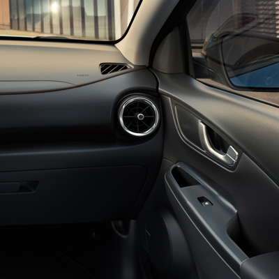 Hyundai KONA Electric vieno atspalvio juoda