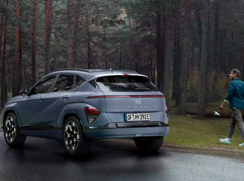 Hyundai KONA Hybrid MY24 Išskirtinis galinės dalies dizainas