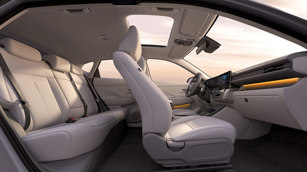 Hyundai KONA Hybrid MY24 Lengvai pritaikoma salono erdvė