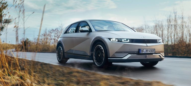 Hyundai elektromobiliai KONA Tikras malonumas vairuoti